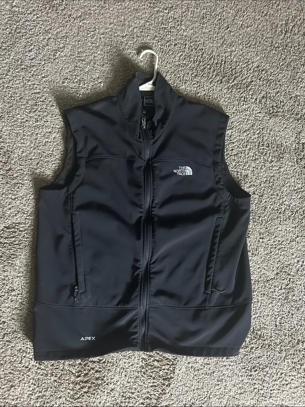 The North Face Men's Black Apex Softshell Vest